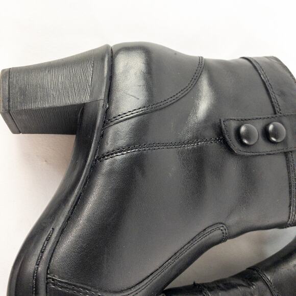Clarks Black Leather Button Ankle Booties Boots Womens 7.5 - Picture 6 of 16